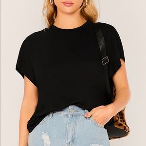 3 for $25 🔔 Zara boxy semi crop black basic tee cap sleeve
